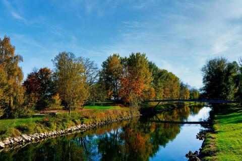 Die Mangfall im Mangfallpark Rosenheim