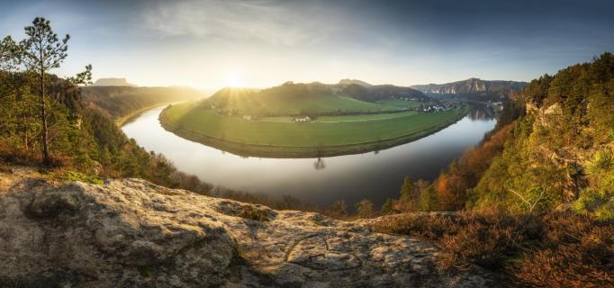 Panorama an der Elbschleife 