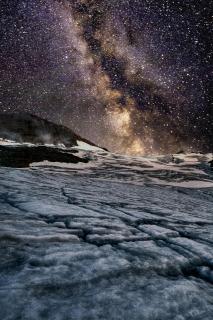 Freezing ice and burning stars