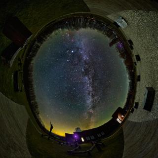 Kosmisches Fenster