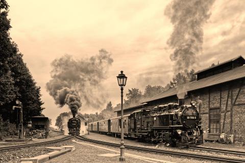 Zittauer Schmalspurbahn, Doppelausfahrt in Bertsdorf