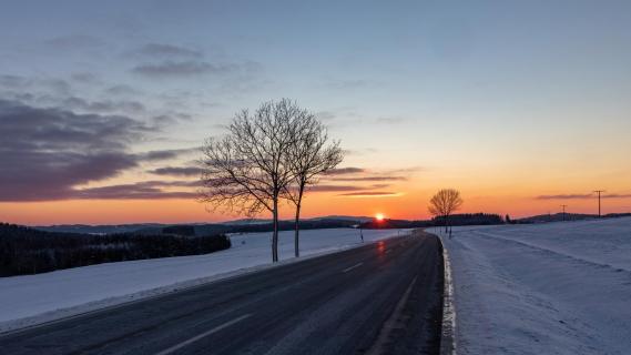 Winterlicher Sonnenuntergang