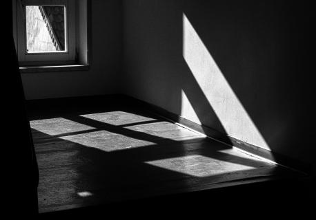 Treppenhaus - Licht und Schatten