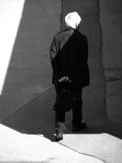 Mann im Schatten