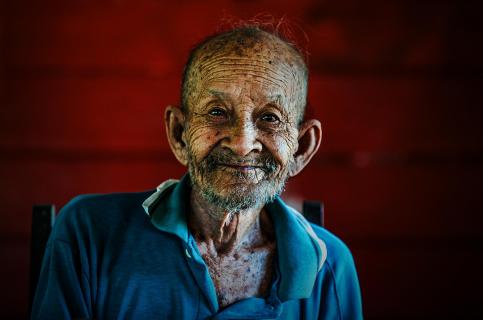 der Laos Opa