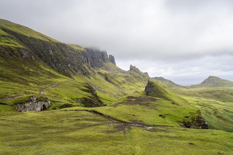 Märchenhafte grüne Landschaft