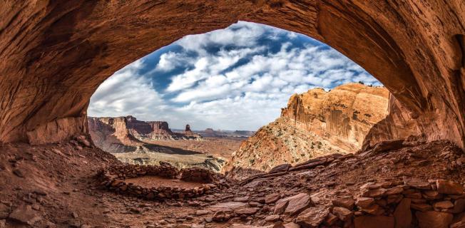 Canyon Lands NP FalseKiva HDR Panorama