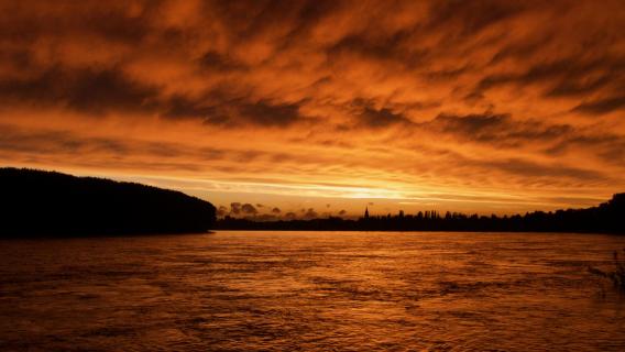 Abendstimmung am Rhein