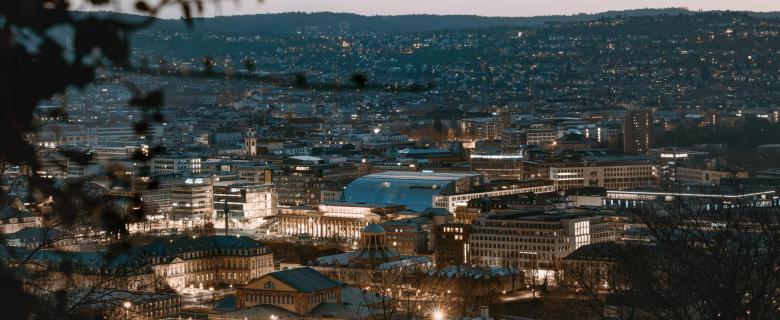 Panorama Stuttgart Mitte blaue Stunde