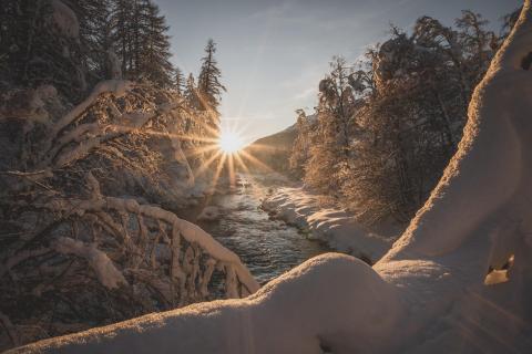 Die Brücke am Fluss
