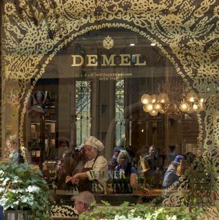 im Cafe Demel in Wien