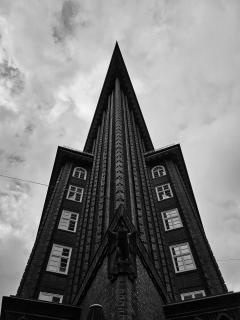 Chilehaus in schwarzweiß
