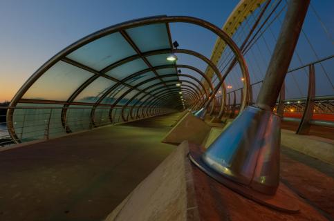 Brücke des 3. Jahrtausends