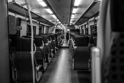 Nachts im Regio