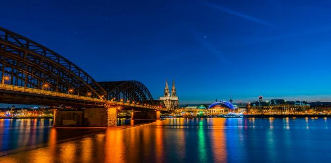 Köln bei Nacht