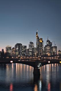 Frankfurt Skyline bei Nacht