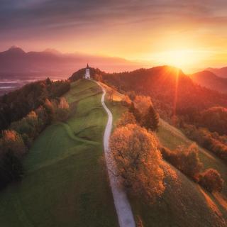 Das Kirchlein am Ende des Weges