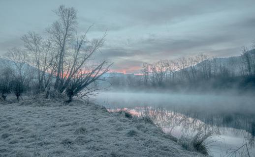 Morgens am Fluss