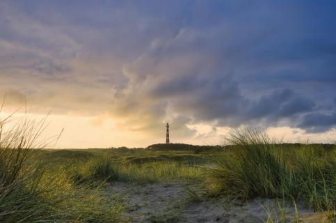 Sonnenaufgang am Leuchtturm auf Ameland
