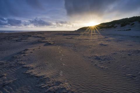 Sonnenaufgang am Strand von Ameland