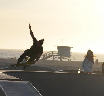 Skater im Sonnenuntergang