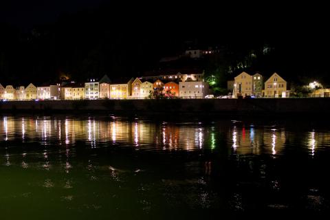 Donau bei Nacht 