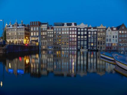 Blaue Stunde in Amsterdam