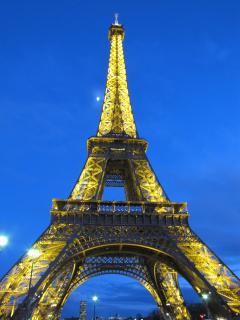 Paris in der blauen Stunde