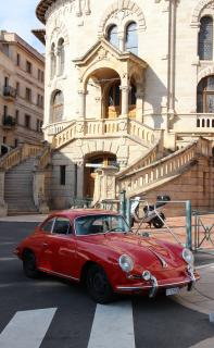 Schönes Wetter, schöner Ort, schönes Auto