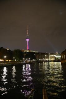 Berlin - Fernsehturm vom Wasser aus 