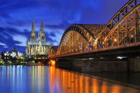 Köln Dom Hohenzollernbrücke