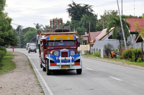 Jeepney unterwegs
