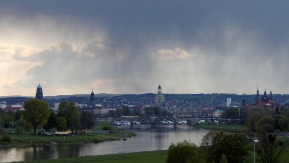 Aprilwetter in Dresden
