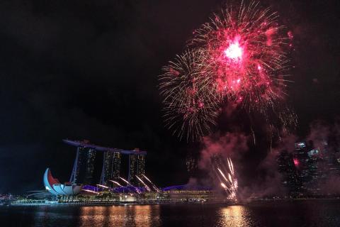 Feuerwerk über Singapur