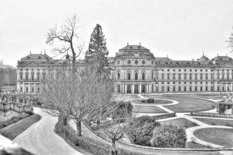 Schloss und Park