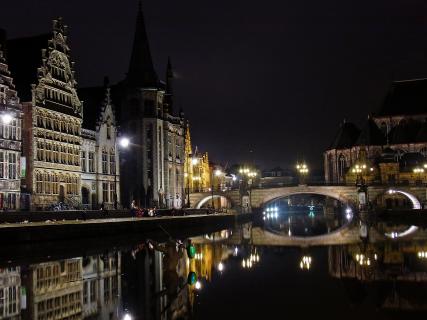 Gent bei Nacht