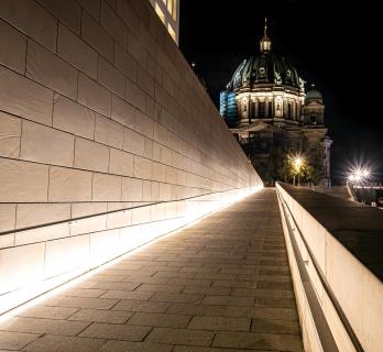 Berliner Dom vom Humboldt Forum aus