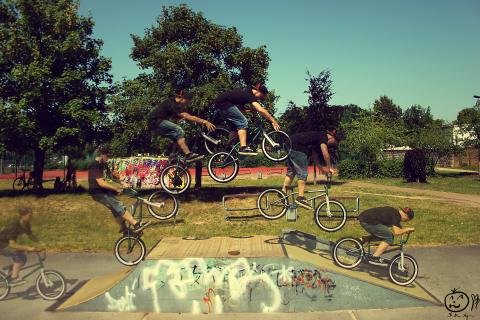 Meine Leidenschaft ist Bmx fahren!