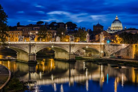 Blau Stunde am Tiber