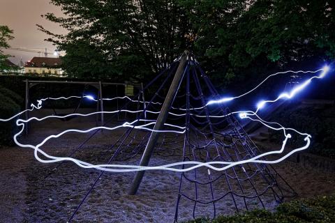 20180629_Zuerich_Lightpainting_On_A_Playground