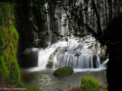 Kleiner Wasserfall