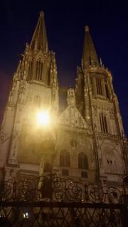 Dom in der Nacht