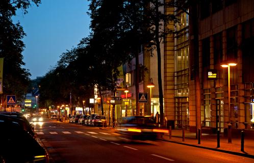 Mainz, Große Bleiche bei Nacht