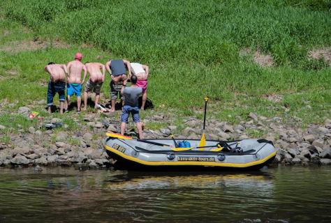 Mutprobe an der Elbe