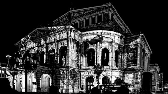 Alte Oper Schwarz/Weiß