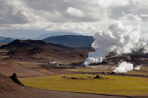 Geothermales Kraftwerk beim Mývatn (Mückensee)Island.