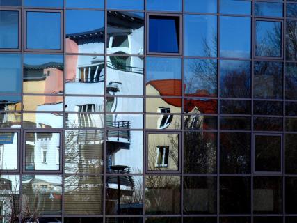 Hundertwasser