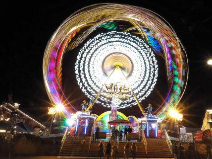 Oktoberfest bei Nacht