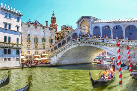 Canale Grande + Rialto Bridge 