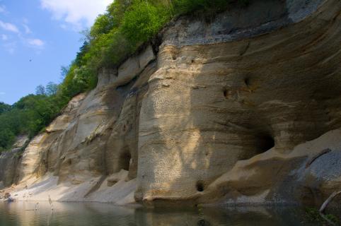 Mediterane Flusslandschaft